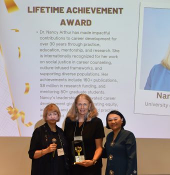 Award_Nancy
